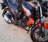 Yamaha FZS 400 Kms 2015 year