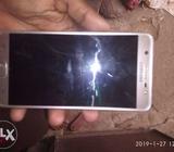 J7 max 32 gb rom 4 GB ram all assories available