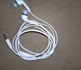 White Samsung Earbuds