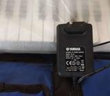 Yamaha psr i425 keyboard new condition me saath