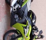 Honda CBR 38430 Kms 2013 year