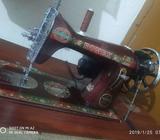 Five months used Swing machine new look with stand price 2500